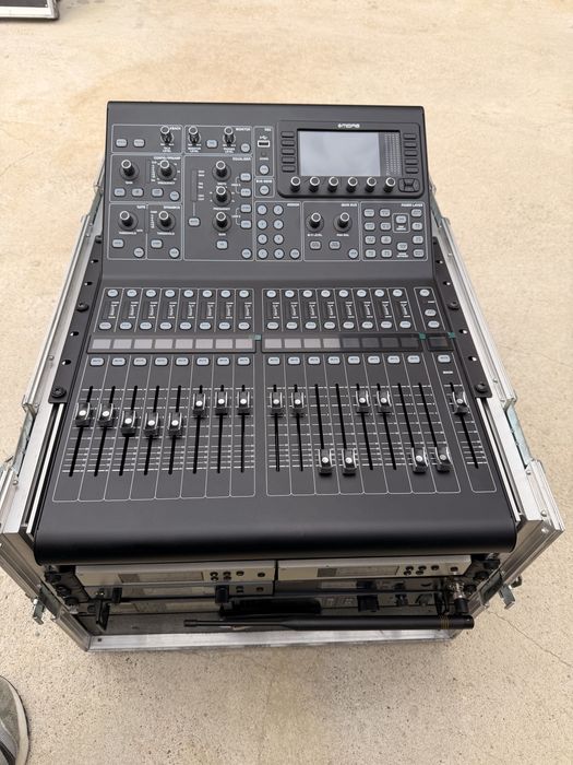 Mixer Midas M32 R Live ( Dynacord, cms 2, cms3) wing, behringer