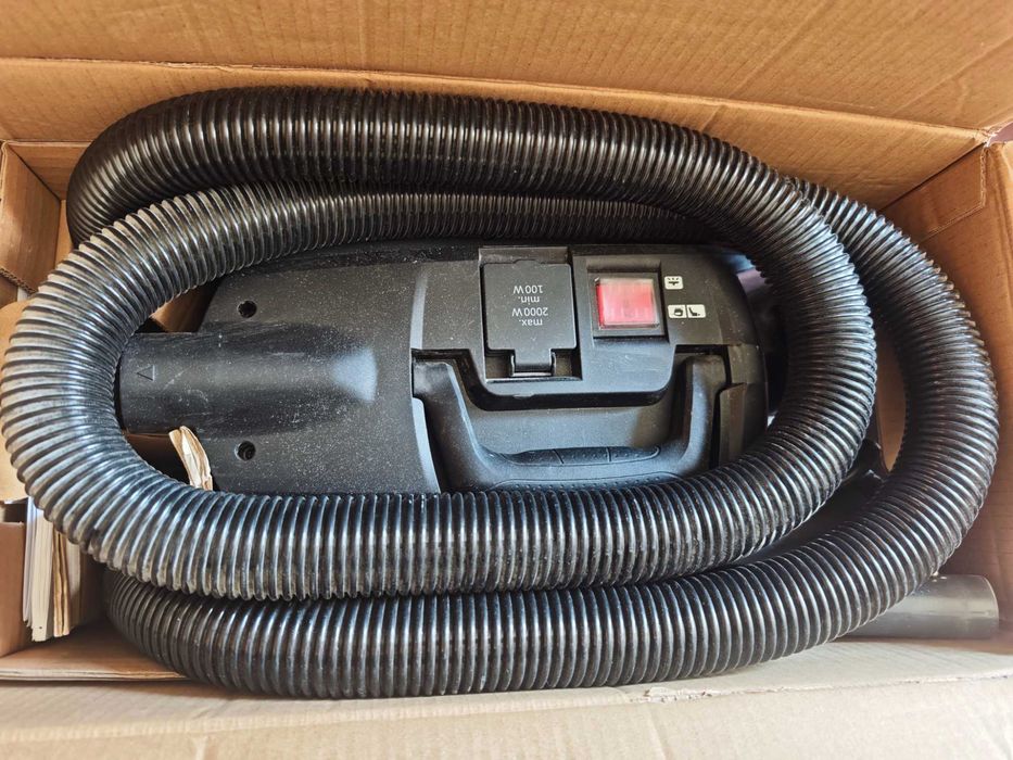 BOSCH EasyVac 3 за сухо, включване на електроинструменти