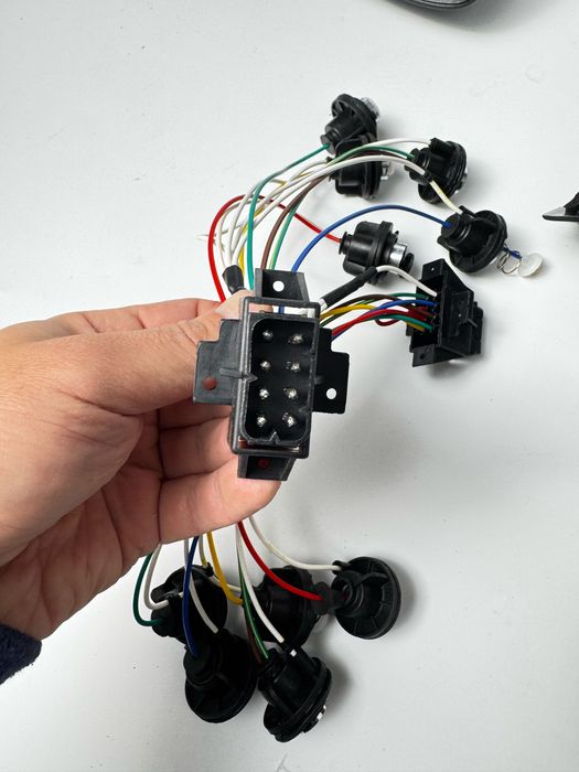 Фонари задние на BMW E36 темные