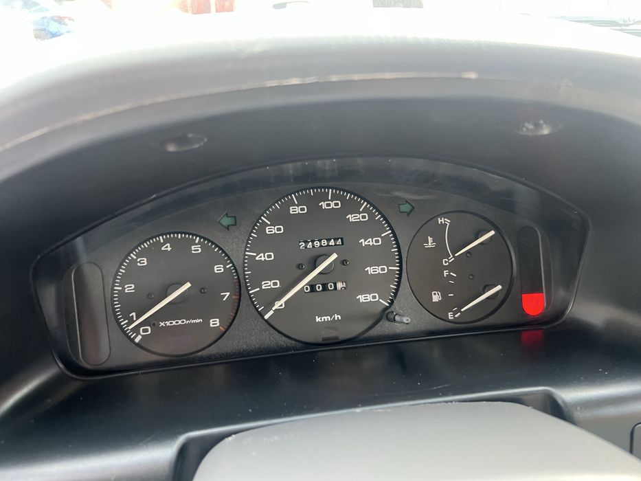 Продам мазда демио.