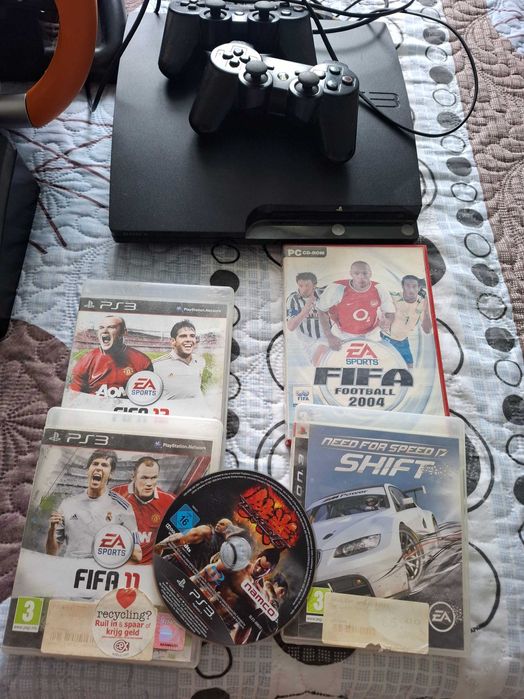 697342PS3 С КОРМИЛО ПЕДАЛИ ИГРИ И РЕТРО конзола с 30 000 ИГРИ