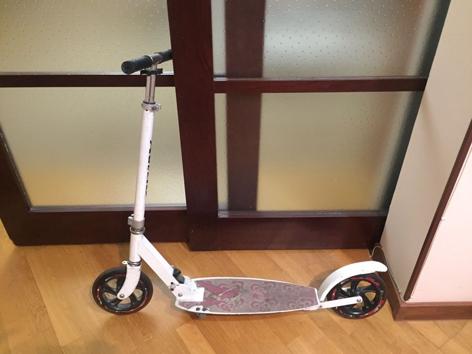 Самокат Avigo