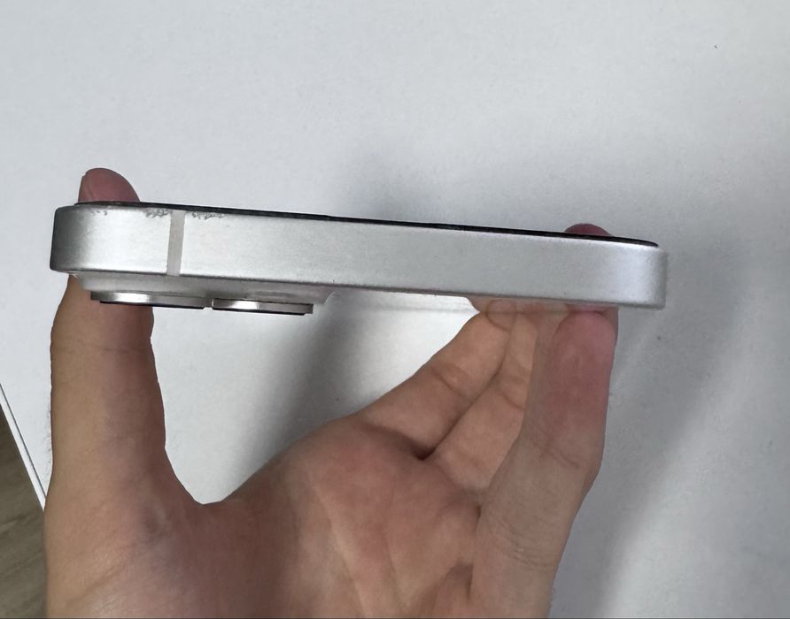 iPhone 14 Plus Starlight