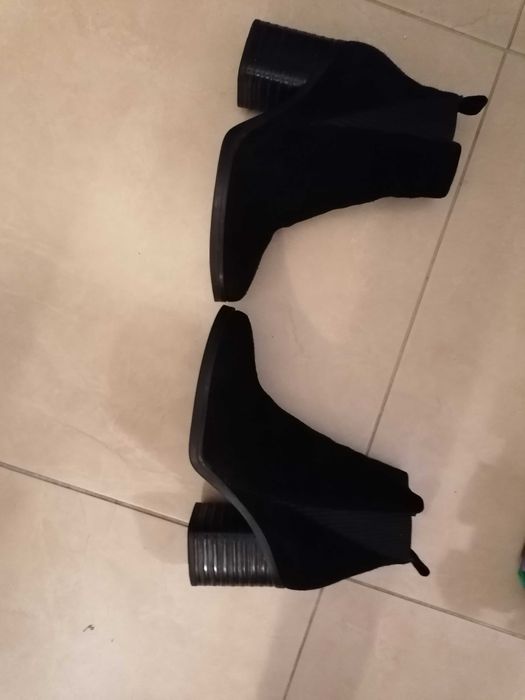 Ghete dama piele întoarsă