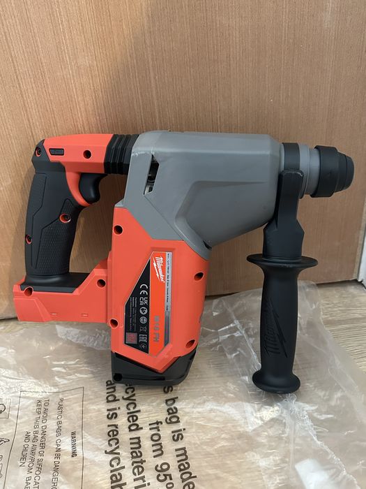 Rotopercutor Milwaukee M18 FH  , produs nou , niciodată folosit , fabricatie 2025