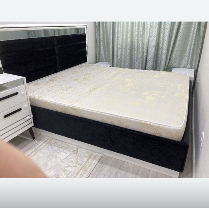 Кровать двуспальная