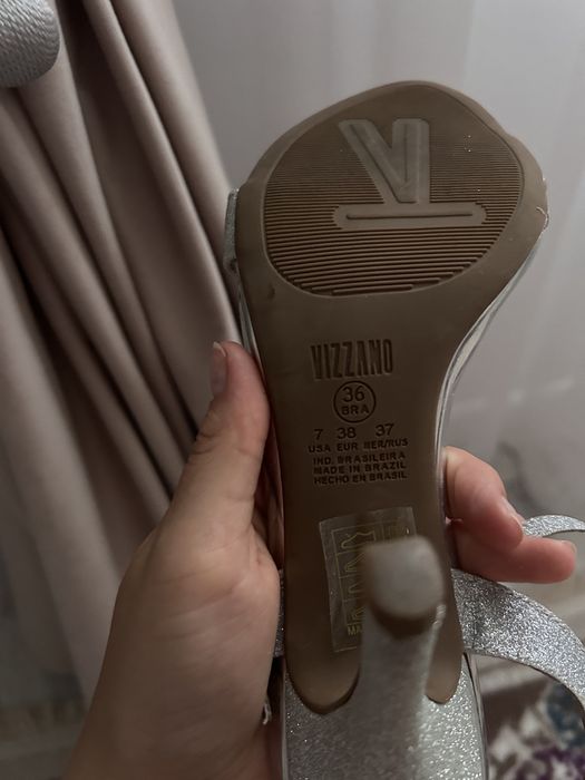 Sandale Vizzano damă marimea 38