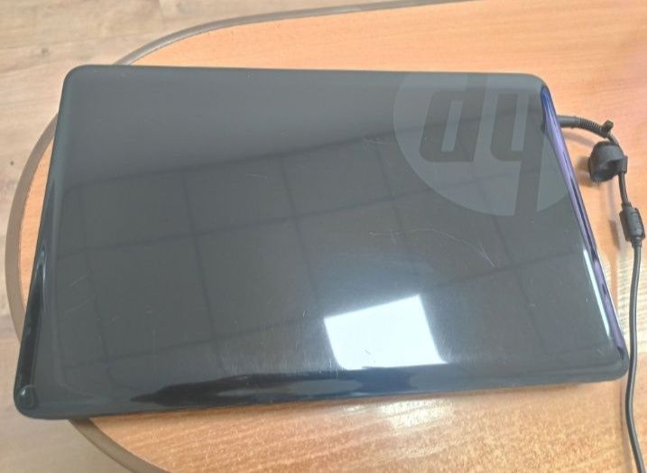 Ноутбук HP 2000 в хорошем состоянии