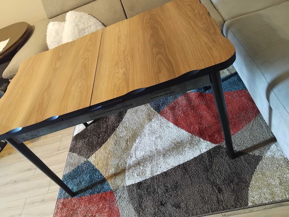 Трапезна маса.Нова!