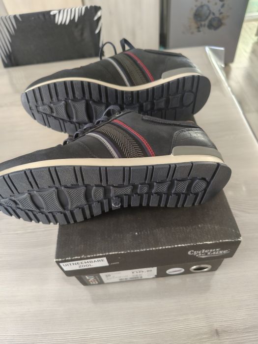 Pantofi noi Cycleur deluxe 40
