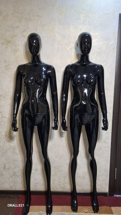 Женские манекены.