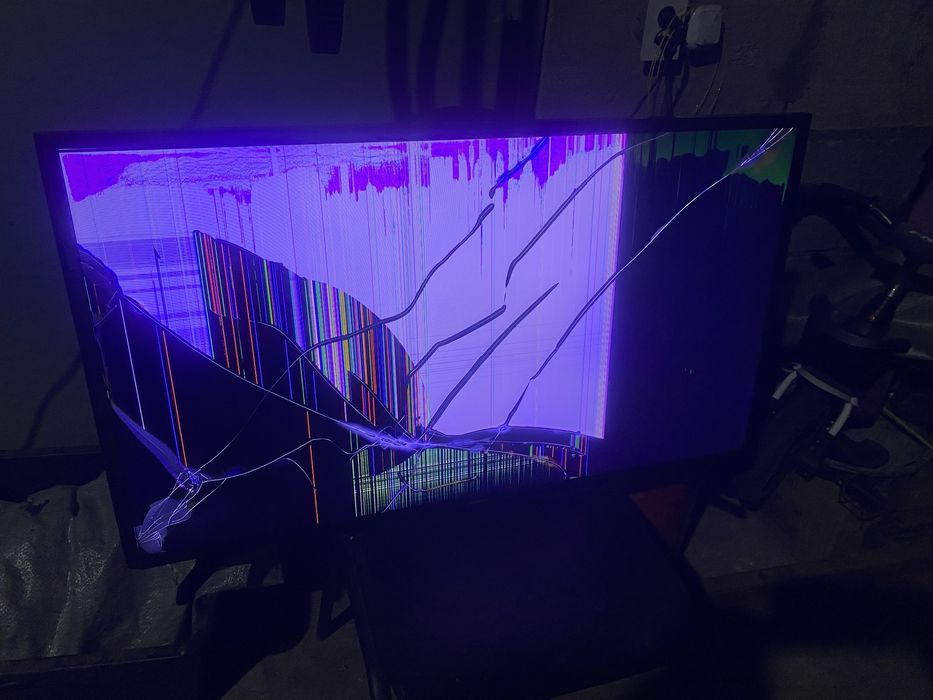 Продам телевизор “Самсунг”