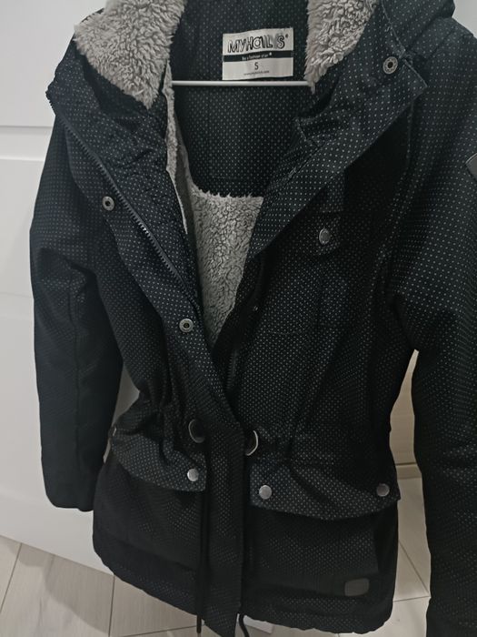 Vând geaca dama imblanita