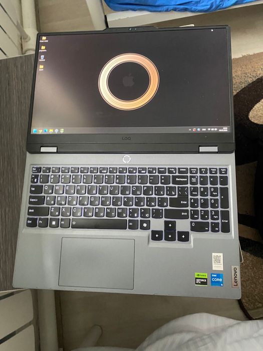 ноутбук Lenovo LOQ