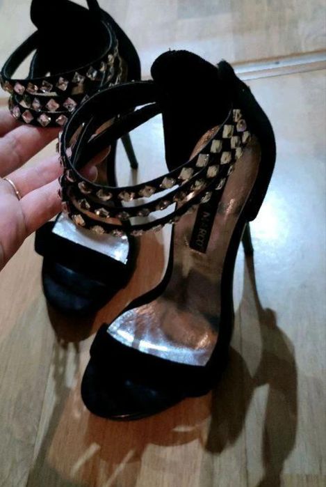 Торг.Много обуви! Босоножки на выпускной. Оригинал!Цены от 3тыс тг