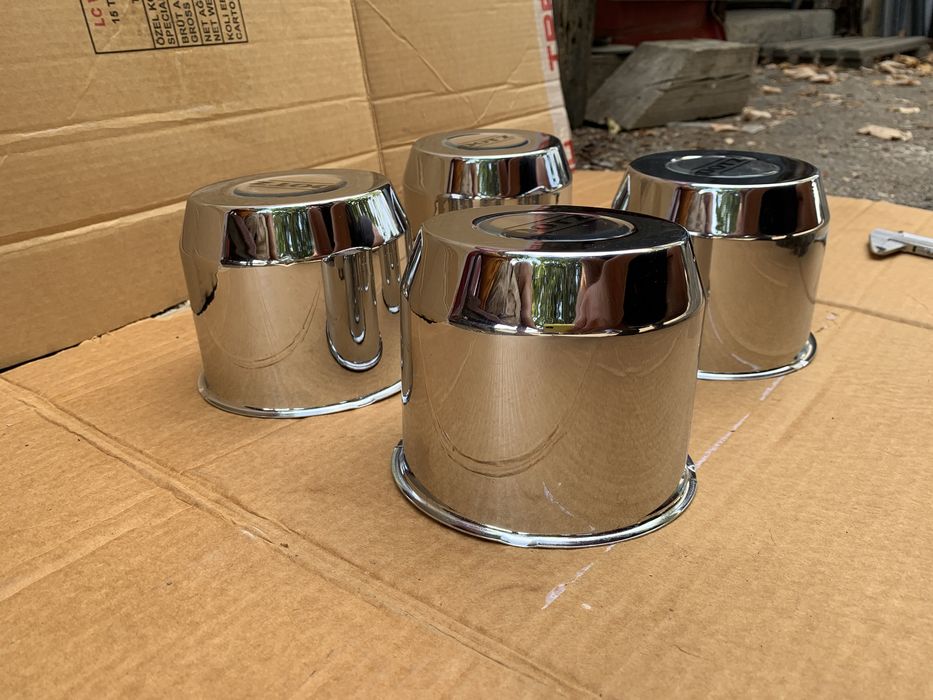 Чисто нови оригинални чаши за хъбове/джанти.