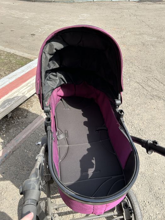 Продам коляску..