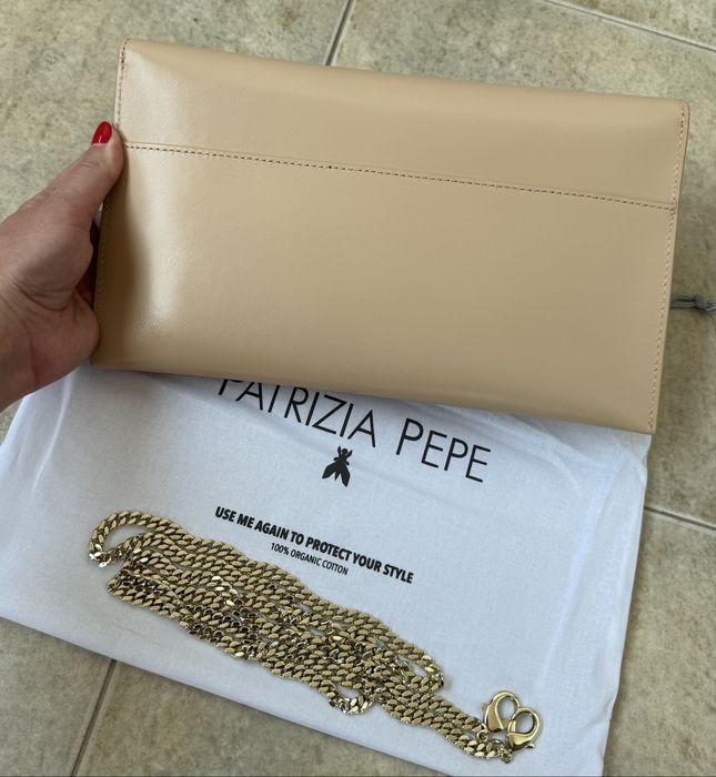Чисто нова чанта клъч Patrizia Pepe