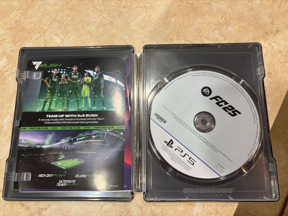 EAFC24 + EAFC25 PS5 метална кутия