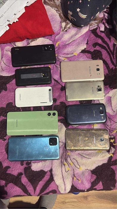 vand telefoane de piese