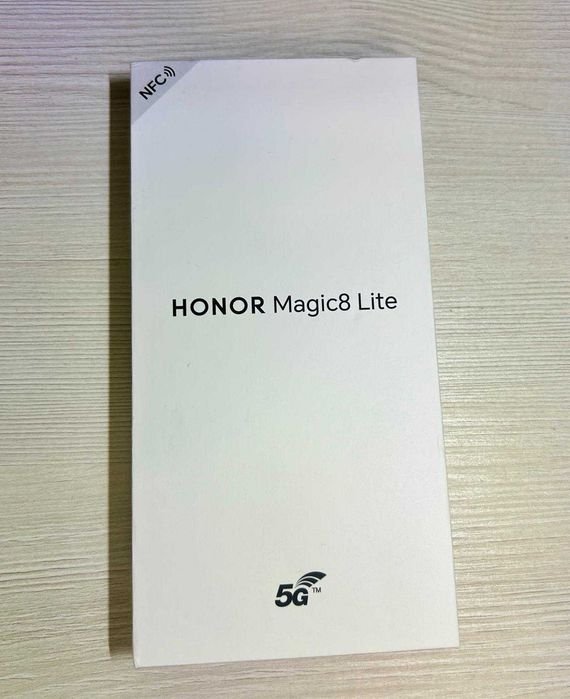 Honor Magic8 Lite nou, la cutie