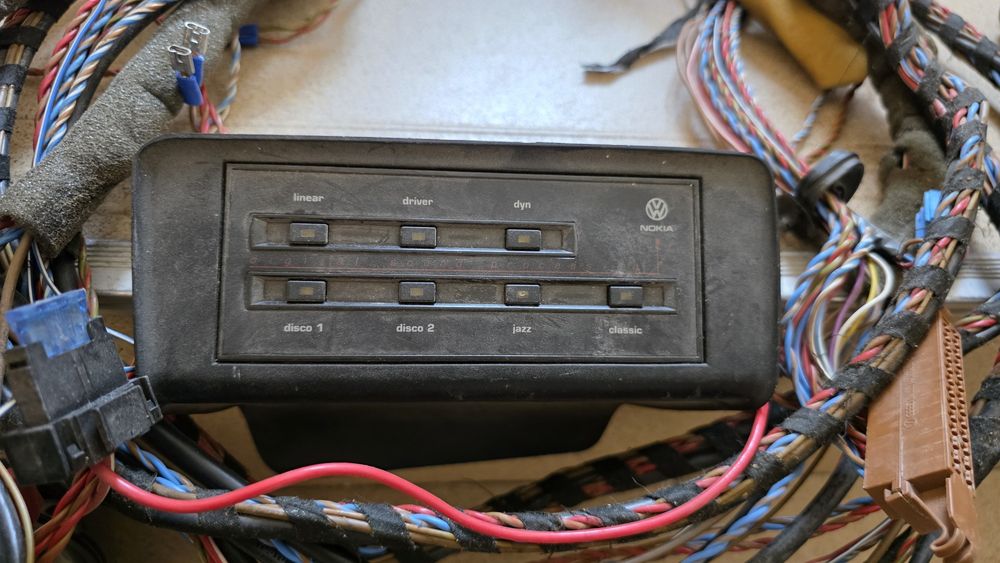 Nokia DSP + Philips Gamma IV за Golf III