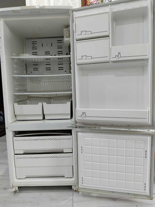 Холодильник в хорошем состоянии