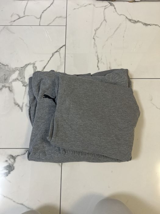 Hanorace si pantaloni