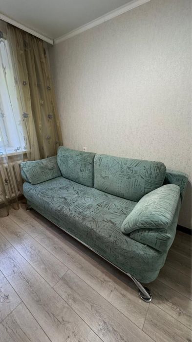 Продам диван в отличном состоянии