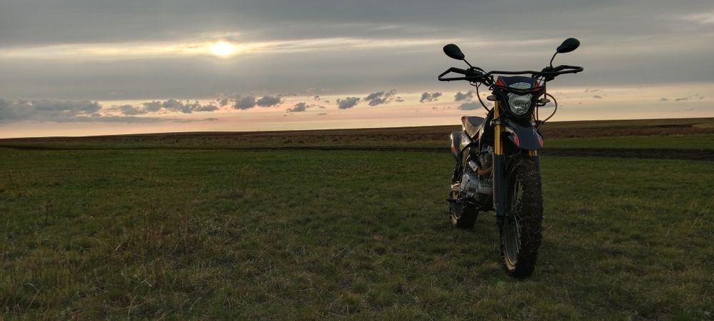 Продам эндуро 250 куб