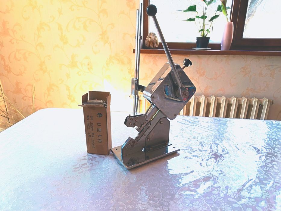 Клипсатор для колбаса