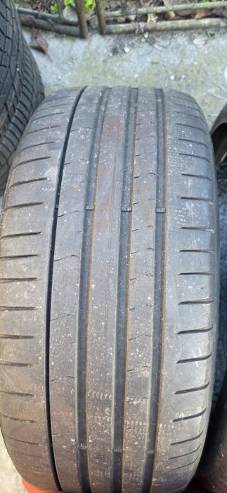 Гуми 2бр 245/40/19 - 1бр  - 115лв
