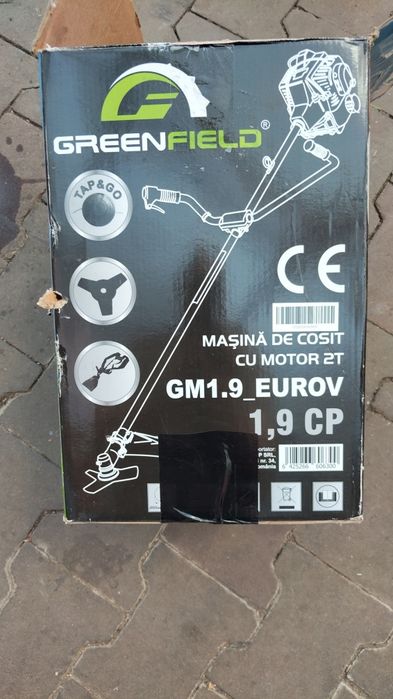 Mașină de cosit în 2 timpii.