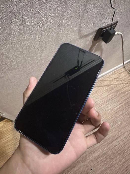 Iphone 12 (Айфон 12)