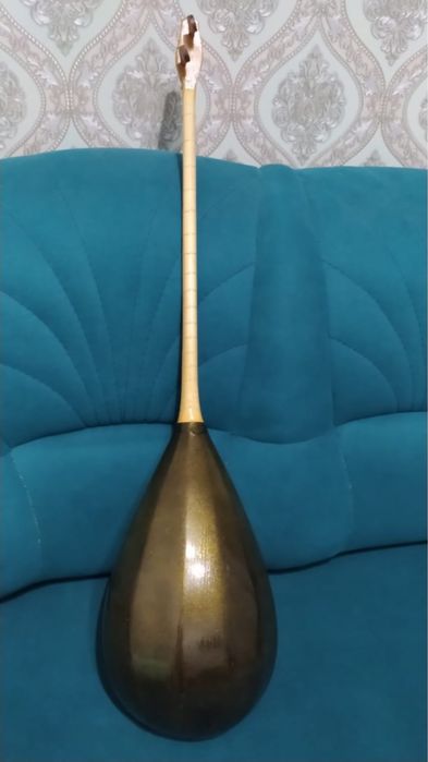 Продам домбру 46 см за 30000 тг