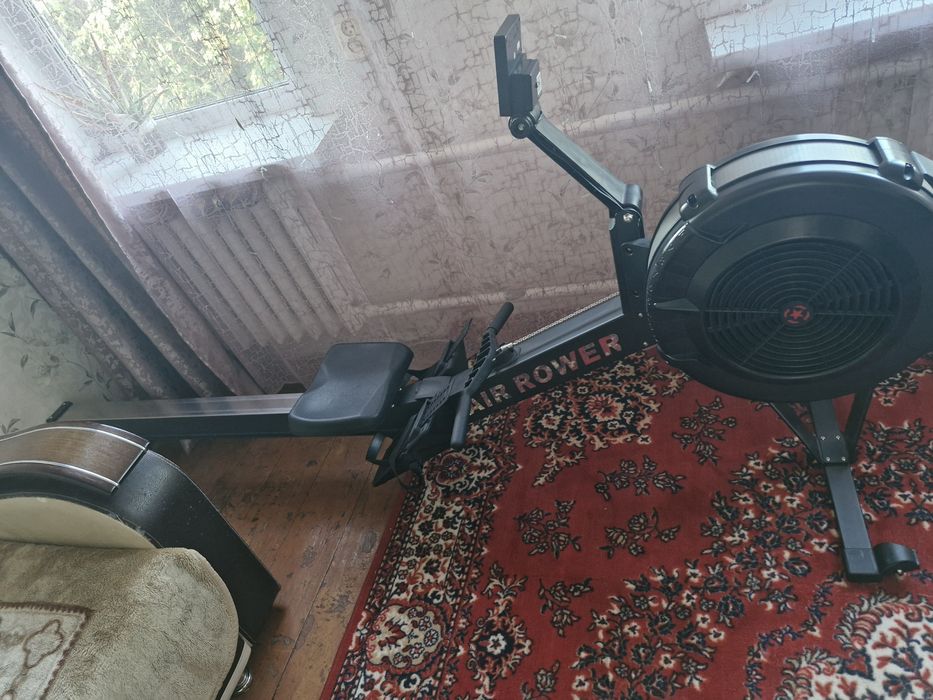 Продам гребной тренажор