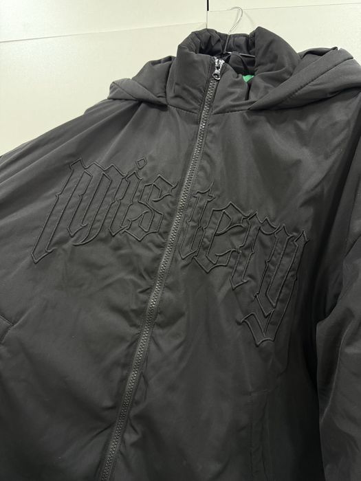 Продам куртку черную