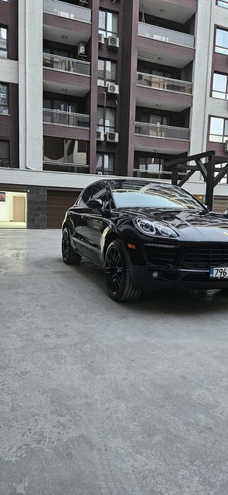 Porsche Macan 2.0 T Sport Chrono