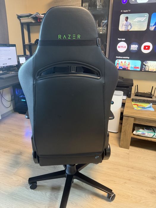 Геймърски стол Razer Enki - зелен шев