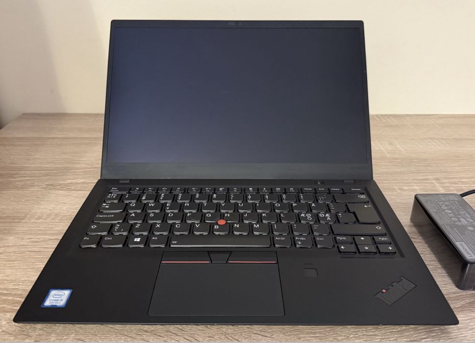 Laptop Lenovo X1 Carbon - Ultrasim ! Subtire ! i5 256GB ssd 8GB ram
