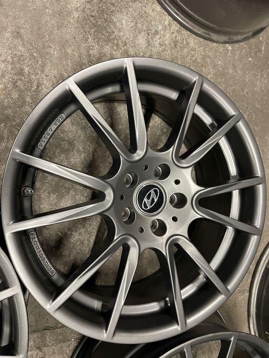 19 “ Джанти Hunday.