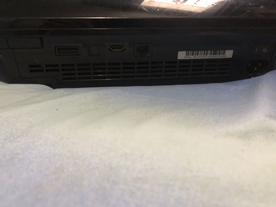 Vand PS3 in stare perfecta de functionare