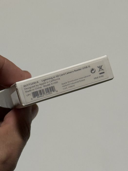 Оригинальные адаптеры Apple Lightning для iPhone