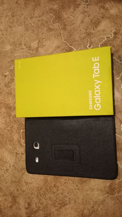 Планшет Samsung Galaxy Tab E