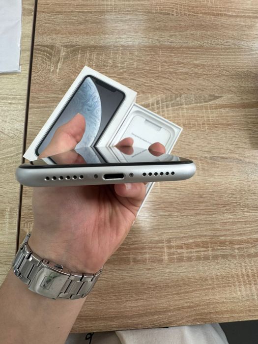 Продам iphone xr