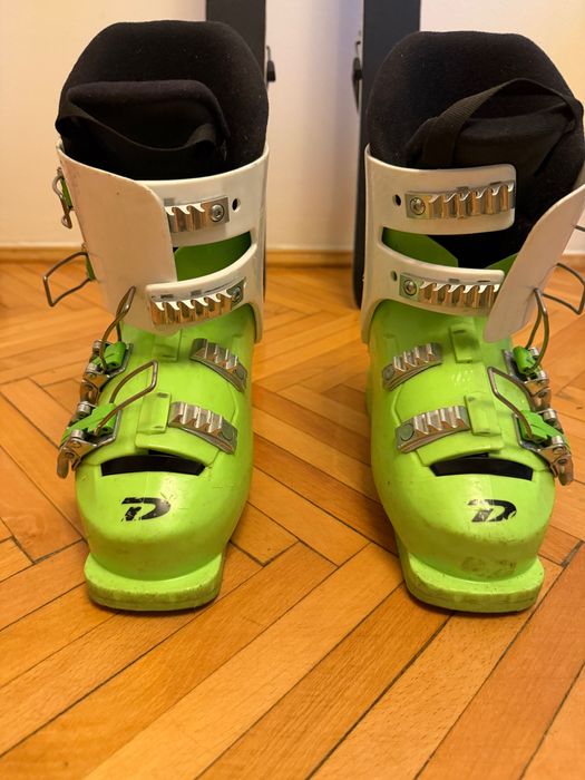 Schiuri Fischer race 4 jr+clapari 22,5 pret 250 ron