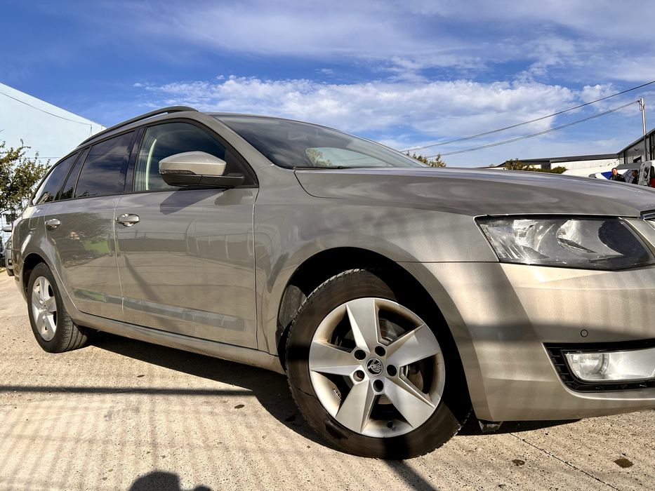 SKODA Octavia 2014 — imagine 3