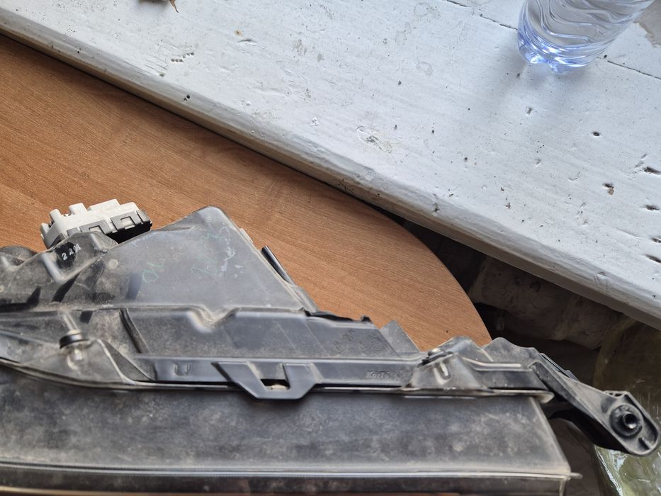 Фара правая, левая линза микросхемы