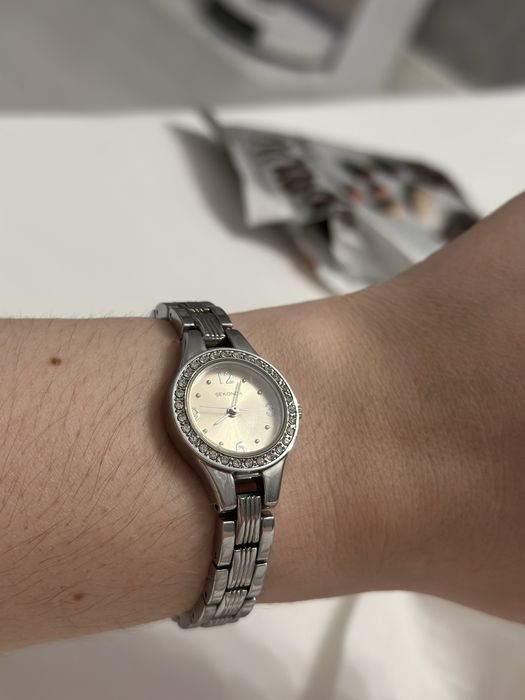 Женские часы Sekonda