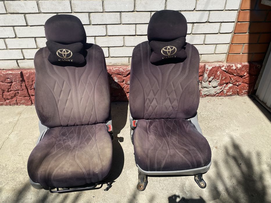 Продам чехлы на камри 40-45